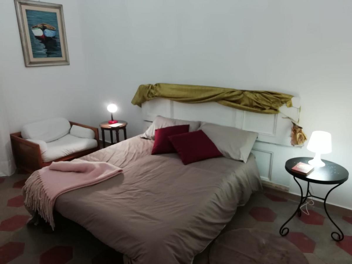 Rosso Quintino Apartamento Bari Exterior foto
