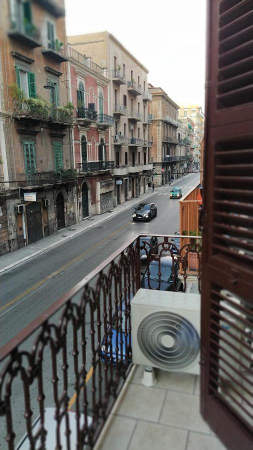 Rosso Quintino Apartamento Bari Exterior foto